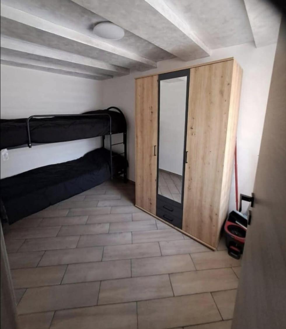 Casa Jasmina Lägenhet Mezzano Exteriör bild