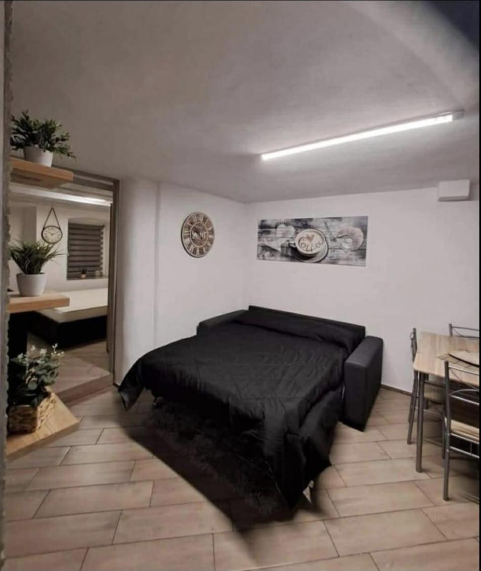 Casa Jasmina Lägenhet Mezzano Exteriör bild